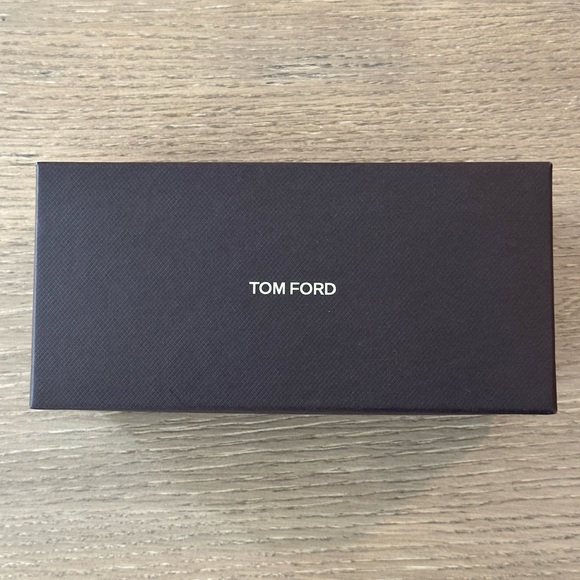 Tom Ford Black Women's Sunglasses - Picture 13 of 16